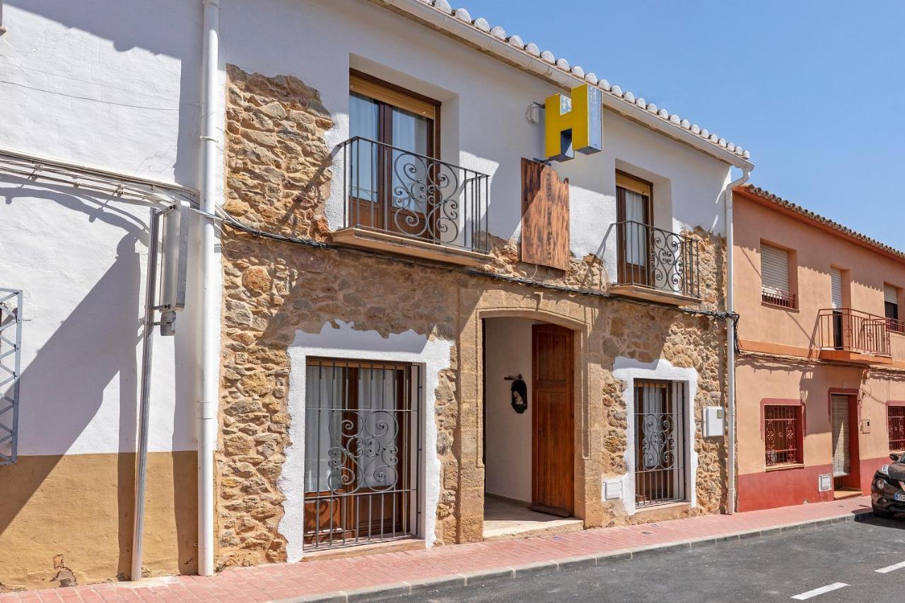 Hostal Tres Molins Jesus Pobre Ngoại thất bức ảnh