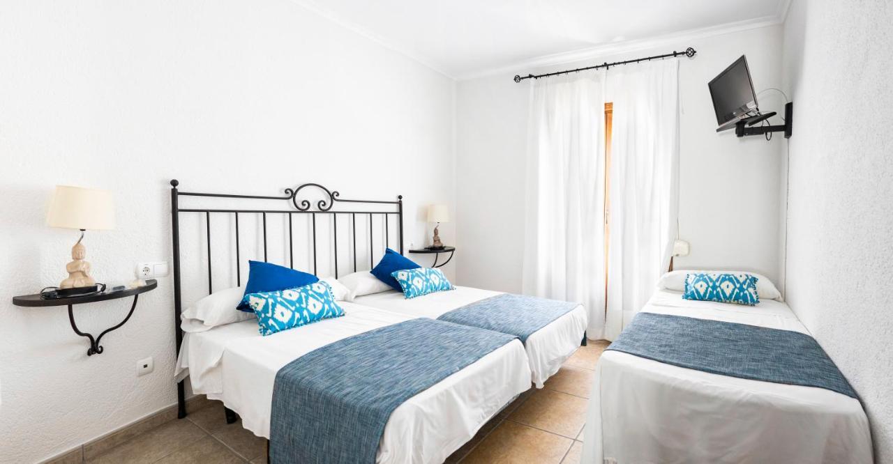 Hostal Tres Molins Jesus Pobre Ngoại thất bức ảnh