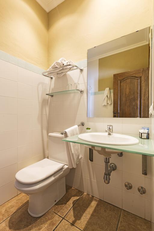 Hostal Tres Molins Jesus Pobre Ngoại thất bức ảnh